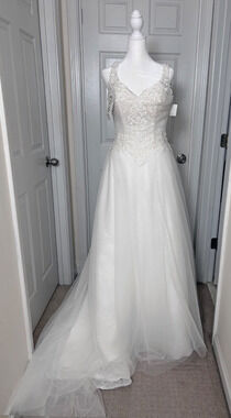 NWT! Bonny Bridal White Wedding Gown Dress, Sequins & Lace, Size 6, Retail $1199